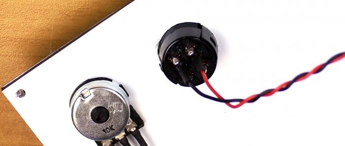 Πώς να φτιάξετε μια μίνι μηχανή ακονίσματος με έλεγχο μεταβλητής ταχύτητας από έναν παλιό σκληρό δίσκο