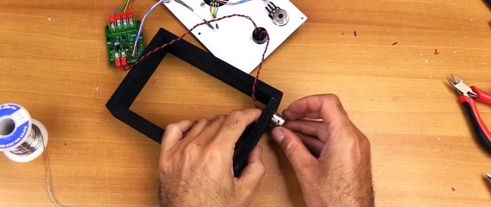 Ako vyrobiť mini brúsku s variabilnou reguláciou otáčok zo starého HDD