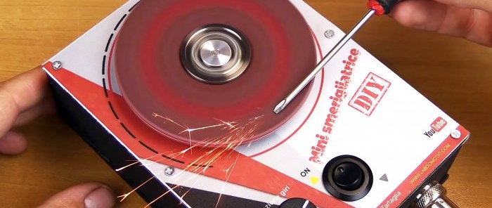 Cómo hacer una mini máquina afiladora con control de velocidad variable a partir de un disco duro antiguo