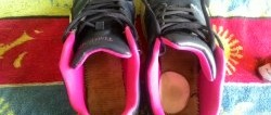 Life hack: премахнете миризмата на пот от обувките завинаги с помощта на евтин продукт