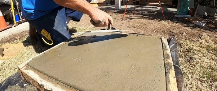 Kā izgatavot betona bruģakmens plātnes dārzam ar bruģakmeņu izskatu
