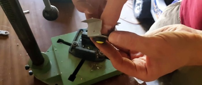 Comment fabriquer une machine à souder par résistance à partir d'une batterie de voiture