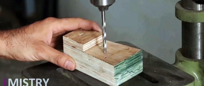 Como fazer um soldador por pontos a partir de um antigo transformador de micro-ondas