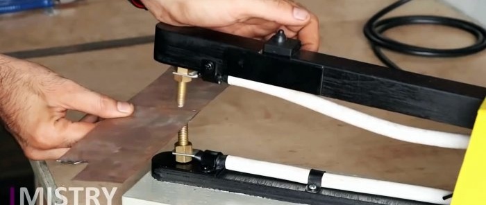 Kako napraviti aparat za točkasto zavarivanje od starog mikrovalnog transformatora