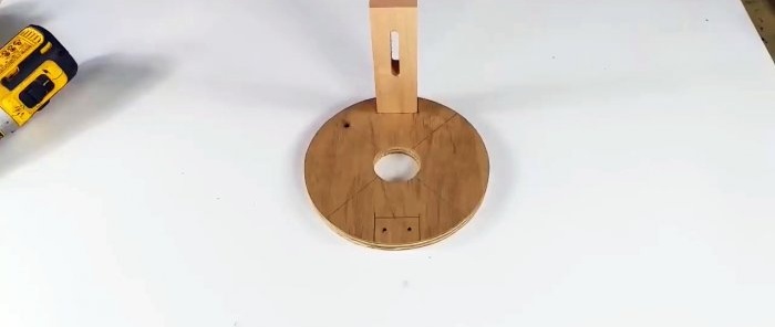 Cómo hacer un accesorio extraíble que convertirá tu taladro en una fresadora