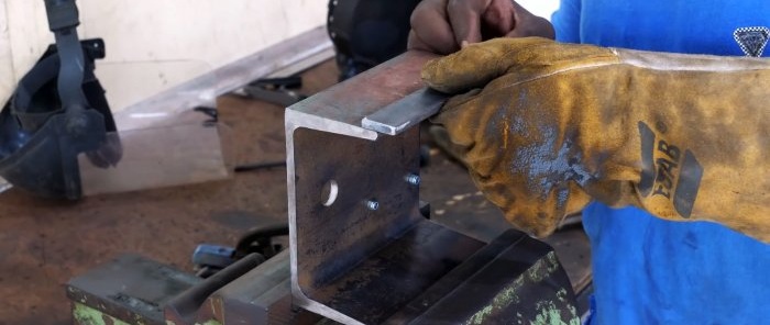 Cách làm máy tiện gỗ từ máy mài góc
