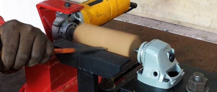كيفية صنع مخرطة الخشب من طاحونة الزاوية