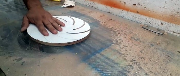 Hvordan lage en radialvifte for en verkstedhette fra kryssfiner og en vaskemaskinmotor