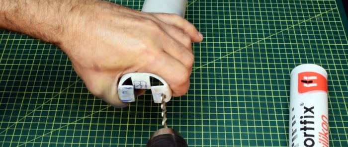 Ako vyrobiť tesniacu pištoľ pre skrutkovač z PVC rúrky