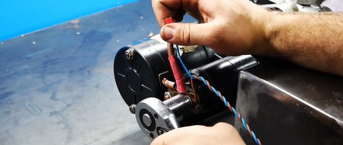 Πώς να φτιάξετε μια ισχυρή υδραυλική κίνηση από μια μίζα και μια αντλία λαδιού από ένα τρακτέρ