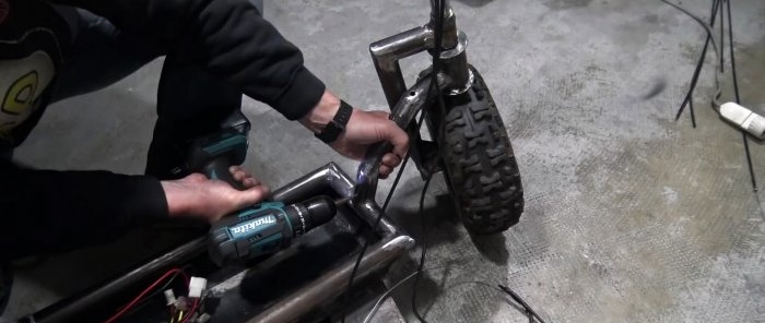 Paano gumawa ng hindi masisirang electric scooter na may malakas na frame