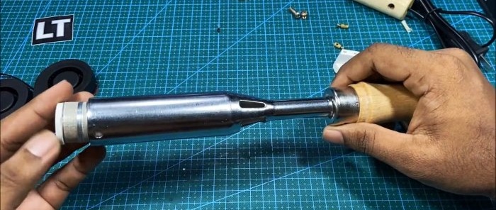 Како направити пиштољ на врући ваздух за лемљење од обичног лемилице