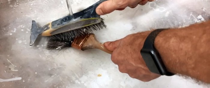 Cómo restaurar pinceles completamente secos