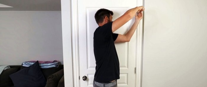 3 formas de arreglar una puerta hundida