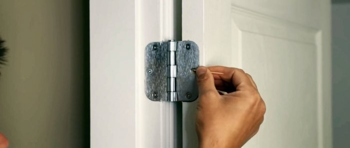 3 måder at reparere en hængende dør på