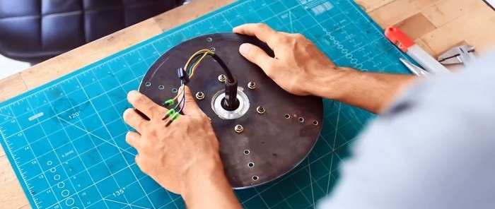 Cách chế tạo máy phát điện gió từ bánh xe động cơ ván trượt