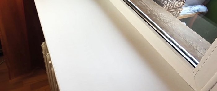 Een goedkope manier om een ​​vergeelde kunststof vensterbank witter te maken