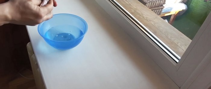 En billig måde at blege en gulnet plastikvindueskarm på
