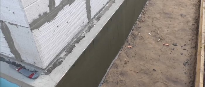 How to reliably and permanently insulate the foundation and plinth with available materials
