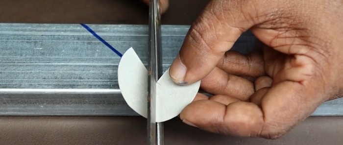 Kako jednostavno izrezati i pouzdano spojiti okruglu i profilnu cijev i dvije profilne cijevi vlastitim rukama