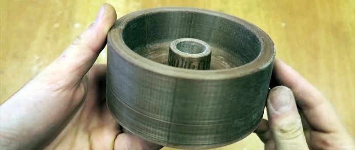 Come fondere una puleggia per una smerigliatrice a nastro in alluminio