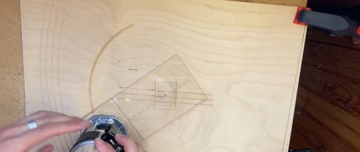 Come espandere facilmente la funzionalità di una fresatrice per bordi utilizzando suole in plexiglass fatte in casa