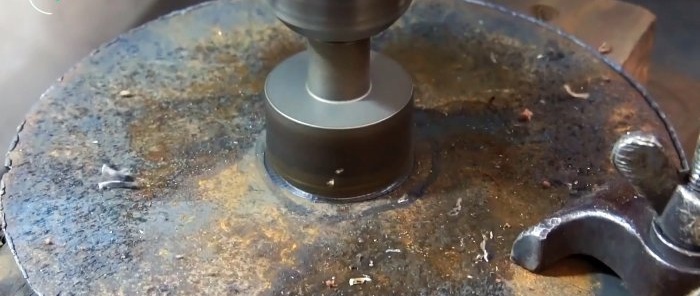 Jak zrobić opalany drewnem turbo piec własnymi rękami