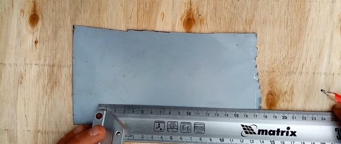 Cum să faci o clemă simplă dintr-o bucată de tablă pentru o așezare netedă a cărămizii