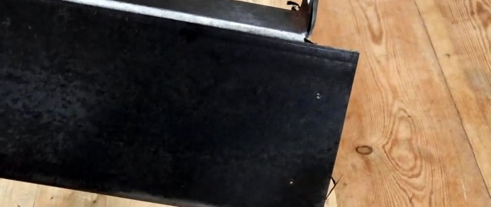 Αφαιρούμενη συσκευή για τη μετατροπή ενός κανονικού τρυπανιού σε δρομολογητή