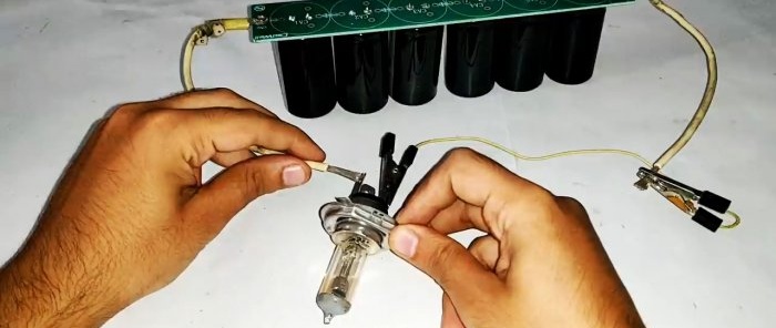 Cómo hacer una batería de supercondensador de 12 V y 100 A para cualquier carga