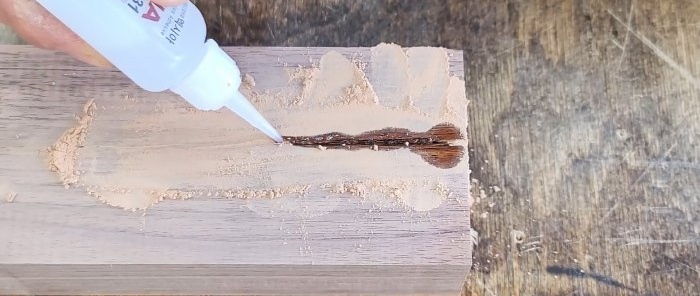 5 حيل حياتية للتخلص من عيوب الخشب باستخدام الغراء الفائق