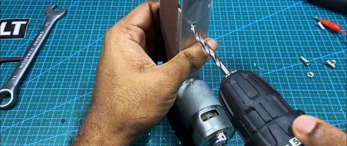 Как да направите компактна ръчна мелница с помощта на 775 DC мотор