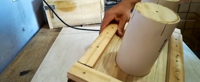 Com fer un motlle plegable amb fusta per fer blocs