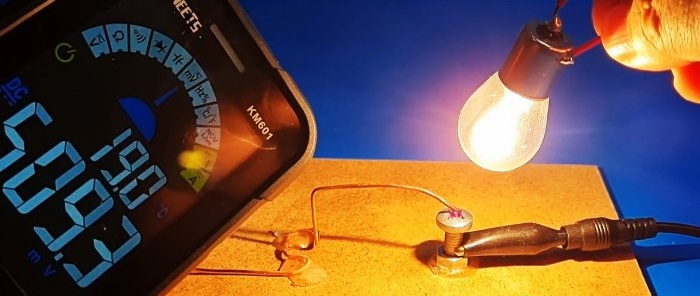 Hogyan készítsünk fotoellenállást csavarból és drótdarabból