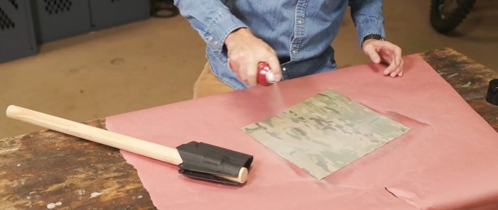 Cum să acoperiți o suprafață texturată cu material de camuflaj folosind exemplul unui toc