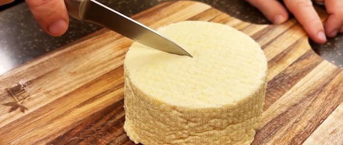 Hjemmelavet ost af 3 ingredienser En halv dag og osten er klar