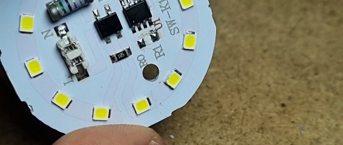 Cara membuat lampu LED dengan aras cahaya boleh laras