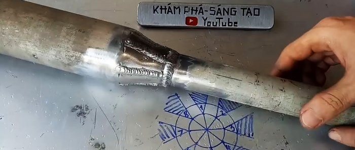 How to weld two metal pipes of different diameters