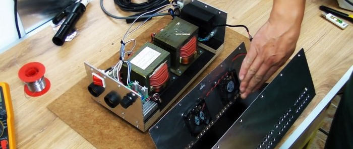 Homemade welding machine from microwave transformers with current control