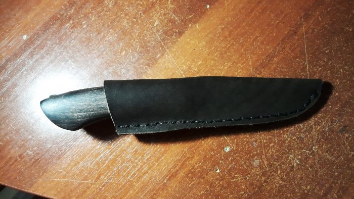 So nähen Sie eine Messerscheide aus Leder selbst