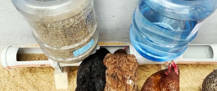 Mangiatoia per pollame di lunga durata realizzata con tubi in PVC