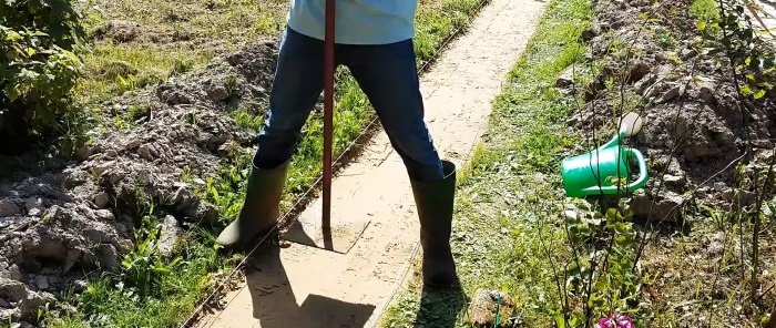 Cómo hacer un camino de jardín ideal sin escalones ni huecos con losas de pavimento de 500x500 mm