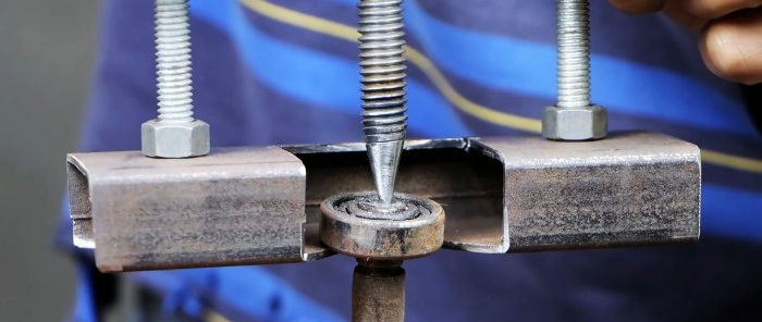 Paano gumawa ng bearing puller mula sa isang piraso ng profile pipe