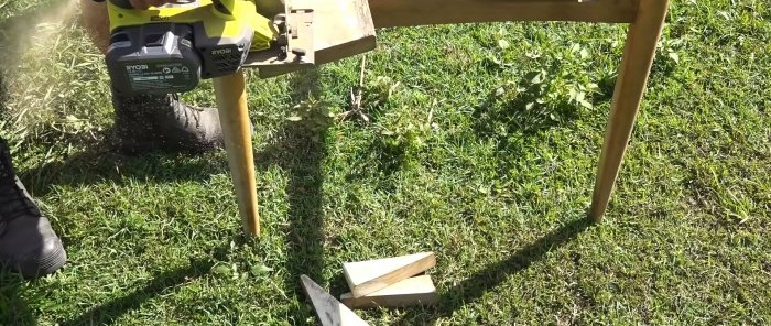 Comment enlever une souche d'arbre à l'aide de cales en bois