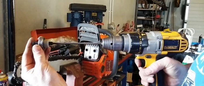 Høyhastighetssliping av et motorsagkjede ved hjelp av en drill