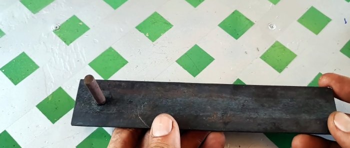Πώς να φτιάξετε ένα χερούλι πόρτας με σύρτη