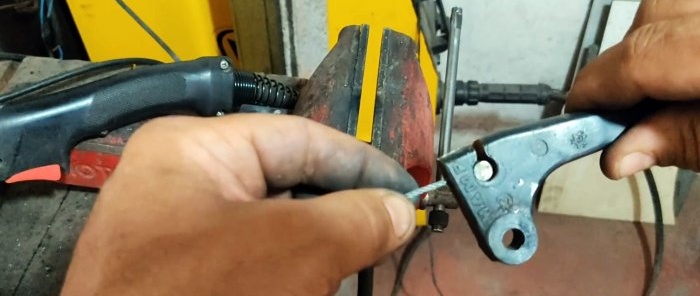 Како направити поуздан бос за каблове без ливења