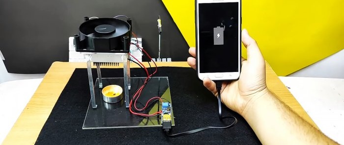 Kā izgatavot termoelektrisko ģeneratoru un uzlādēt tālruni ar sveces siltumu
