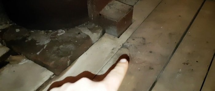 Neobvyklý a jednoduchý spôsob, ako vyrobiť vyhrievanú podlahu v kúpeľnom dome