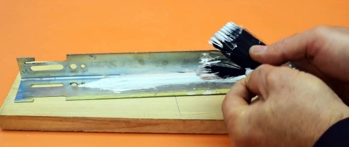 6 trucchetti per dipingere per evitare di macchiare tutto con la vernice
